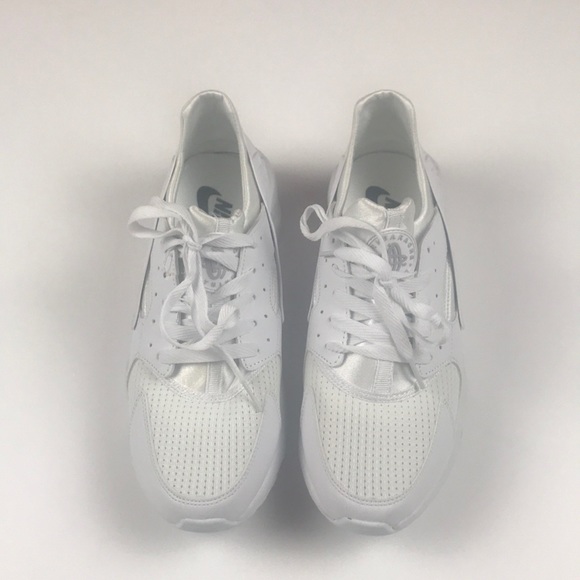 white huaraches mens size 9